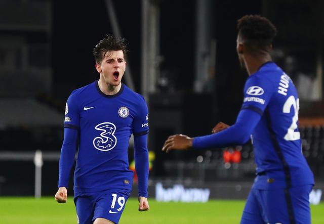 亏炸了巴黎1年前1650万欧贱卖埃基蒂克 他现身价